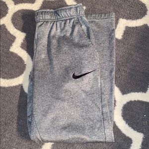 Youth XL Nike Sweatpants
